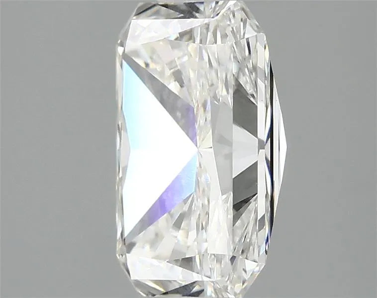 2.83ct Radiant Lab Grown Diamond (Colour E, Clarity VS1, IGI Certified)