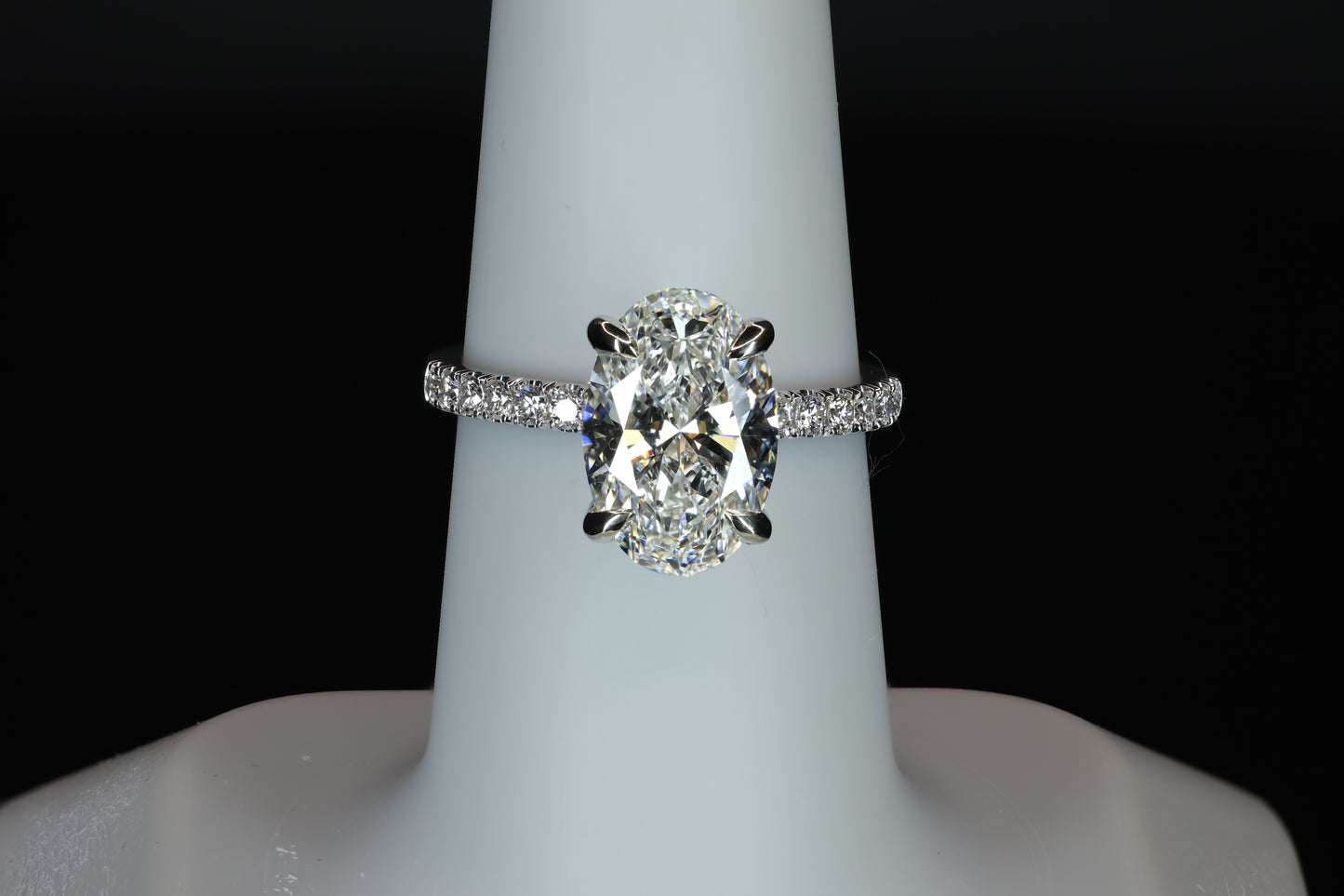 Ava Collection Pavé Engagement Ring – 14k White Gold – 3.05ct E VVS2